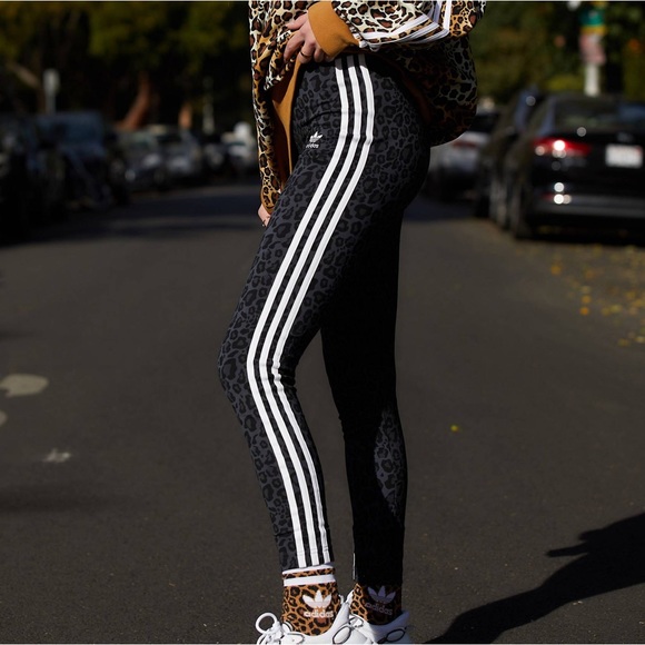 adidas Originals 'Leopard Luxe' leggings in black/grey - Picture 1 of 3